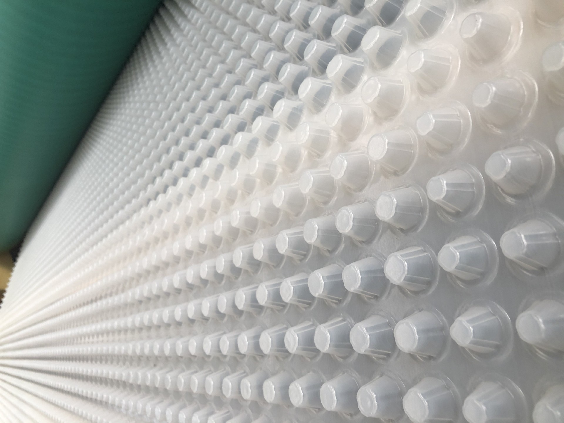 嘉海三公分車庫(kù)導(dǎo)水板